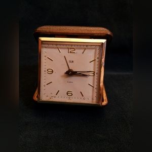 Elgin travel alarm clock vintage